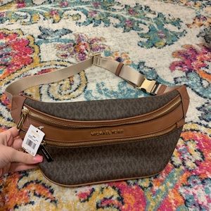 Michael kors belt bag